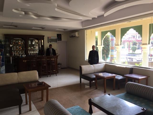 Shiva Oasis Resort Нимрана Экстерьер фото